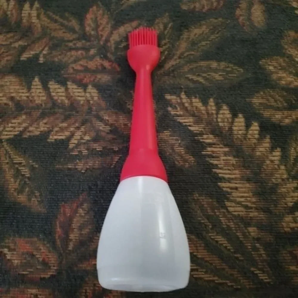 Pampered Chef BBQ Basting Bottle